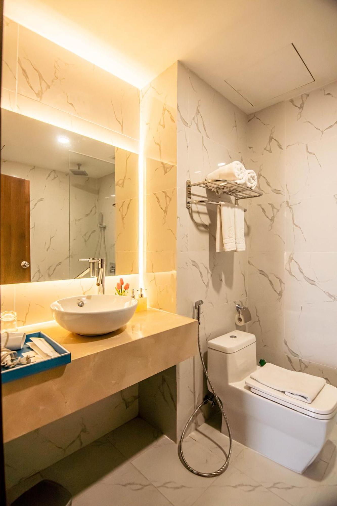 Gold Hotel Da Nang By Haviland Extérieur photo